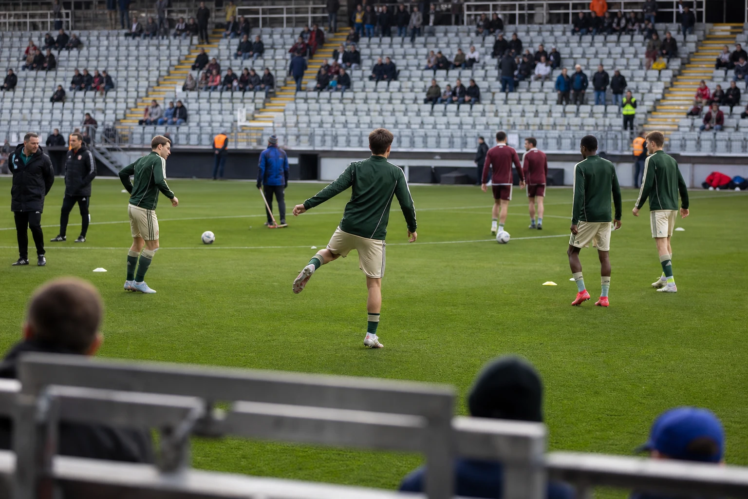 Landslagsspelare under en avgörande kvalmatch till fotbolls-VM.