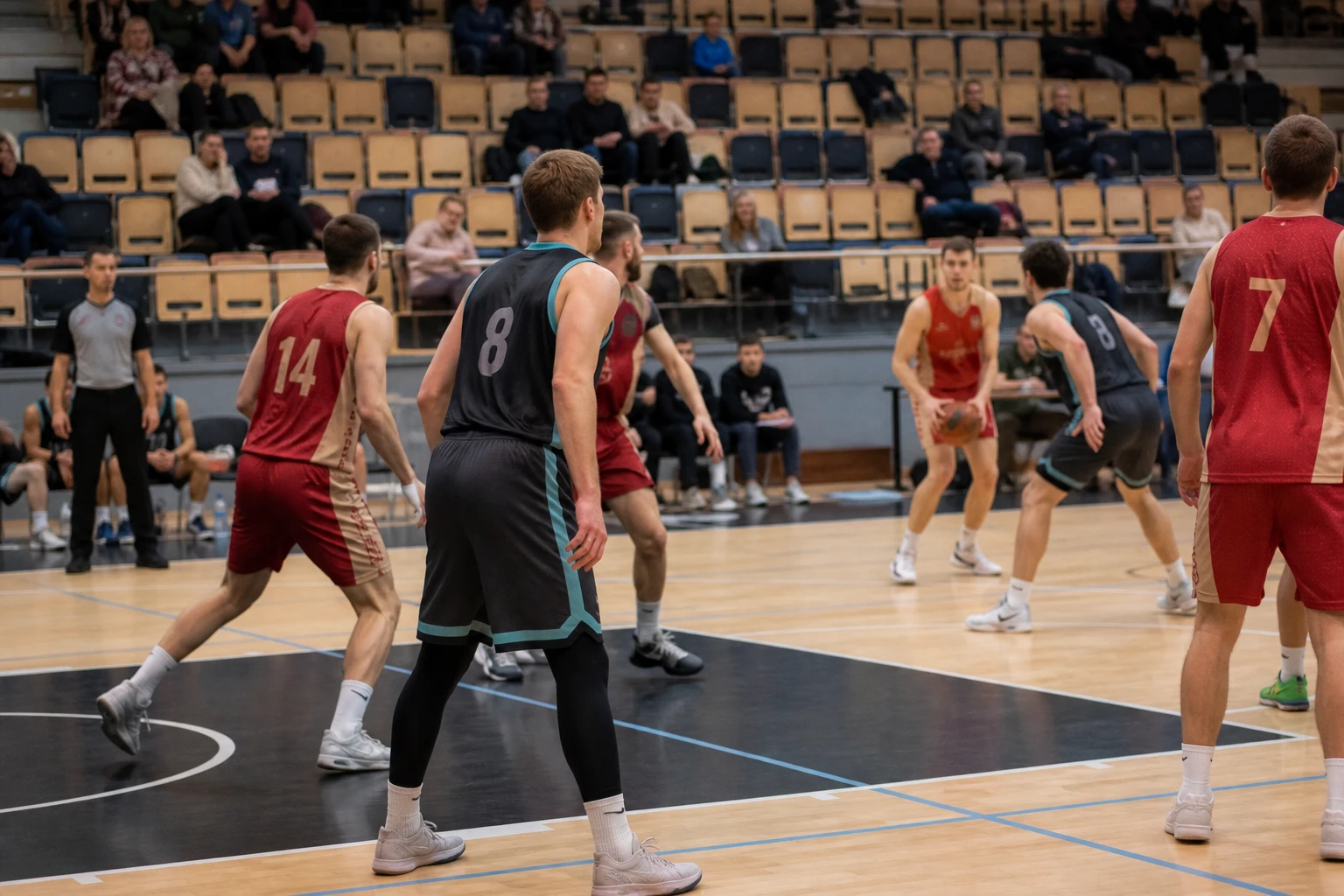 Landslagsspelare i basket under en internationell mästerskapsmatch.